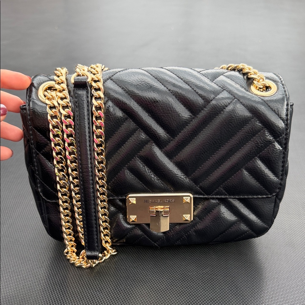 NWOT Michael Kors Black Quilted Leather Crossbody with Gold Chain